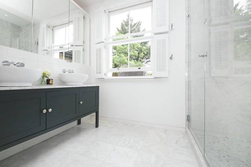 Wet room Belsize Park