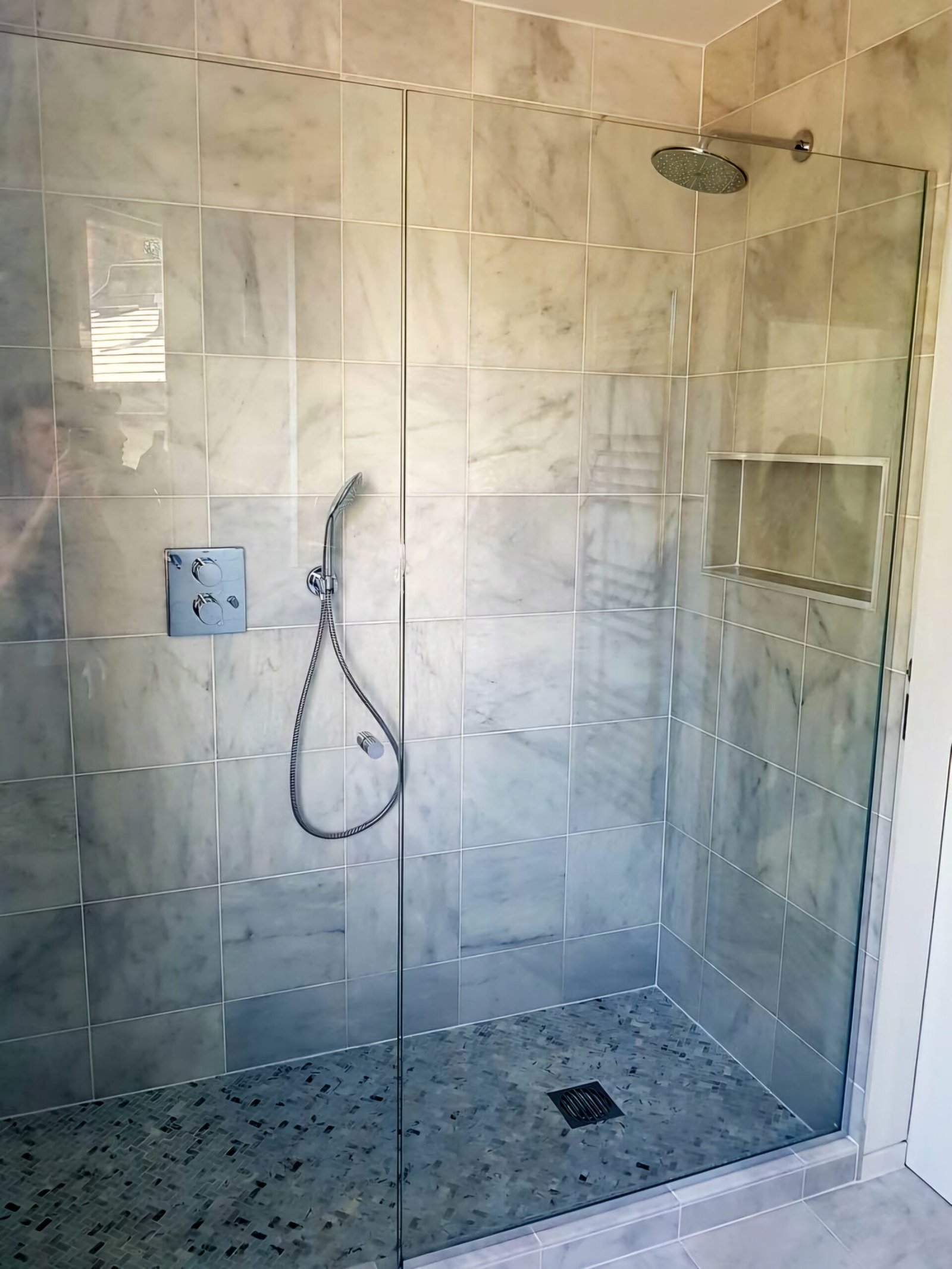 Wet rooms in Belsize Park by Lucian Bathrooms